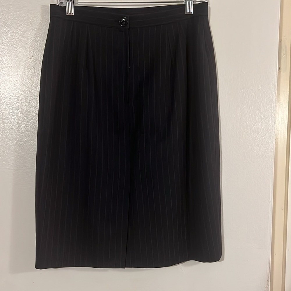 Giorgio Armani dark gray pinstripe straight skirt - Picture 4 of 7